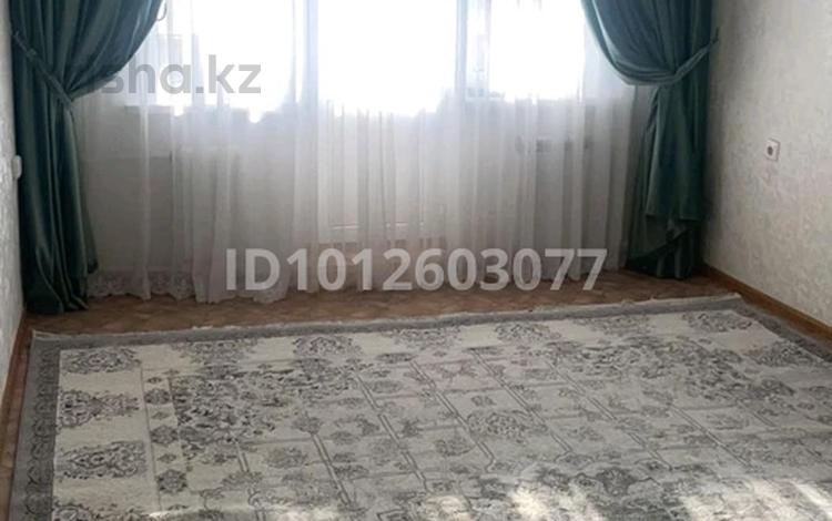 3-бөлмелі пәтер · 60 м² · 3/5 қабат, мкр 5 — Абылхаир хана, бағасы: 15.5 млн ₸ в Актобе — фото 2
