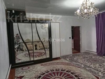 Отдельный дом · 2 комнаты · 100 м², Толыбекова 4 — Вечный огонь за 100 000 ₸ в 