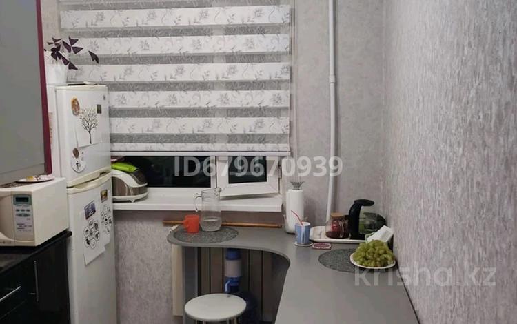 4-комнатная квартира, 61 м², 2/5 этаж, Гарышкерлер 56 за 25 млн 〒 в Жезказгане — фото 2