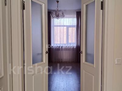 3-комнатная квартира, 83.1 м², 3/3 этаж, Ерубаева 24 за 48.8 млн 〒 в Караганде, Казыбек би р-н