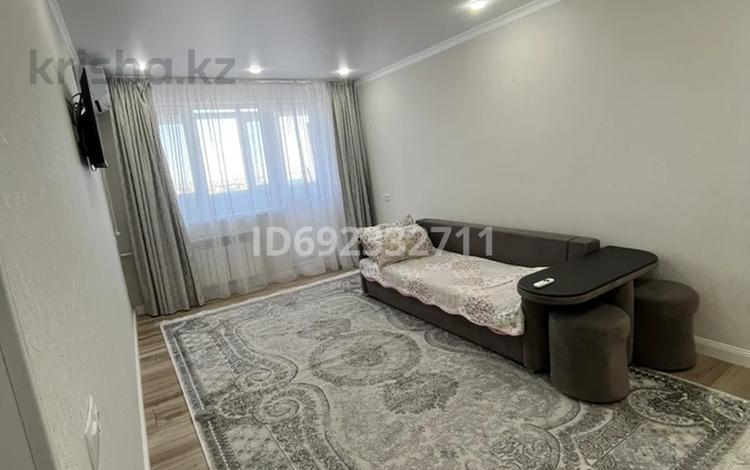 1-комнатная квартира, 30 м², 5/5 этаж помесячно, Ердена 169