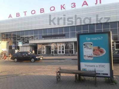 Свободное назначение, офисы, магазины и бутики, склады, салоны красоты, образование, кабинеты и рабочие места, студии · 15 м² за 45 000 ₸ в Караганде, Казыбек би р-н