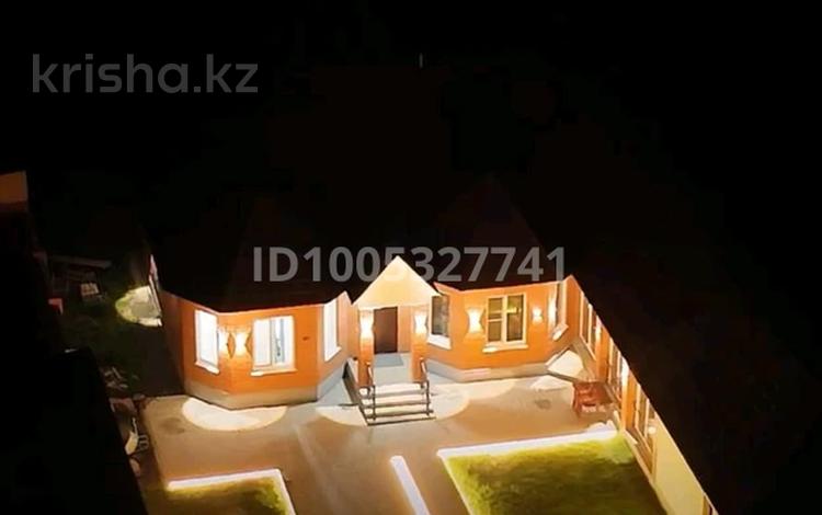 Отдельный дом · 5 комнат · 140 м² · 10 сот., Рейша 11/19 за 110 млн 〒 в Усть-Каменогорске — фото 2