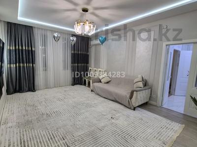 4-бөлмелі пәтер · 90 м² · 4/4 қабат, 17-й микрорайон, 17-й микрорайон 27 — Еримбетова 27, бағасы: 37 млн ₸ в Шымкенте, Аль-Фарабийский р-н