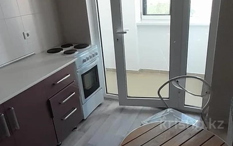 1-бөлмелі пәтер · 32 м² · 12/12 қабат, мкр Туран-2 48, бағасы: 12.2 млн ₸ в Шымкенте, Каратауский р-н — фото 2