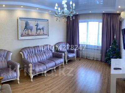 4-комнатная квартира · 100 м² · 8/9 этаж, мкр Аксай-4 22 за 68 млн ₸ в Алматы, Ауэзовский р-н