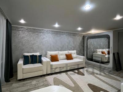 1-бөлмелі пәтер · 34 м² · 2/5 қабат, Независимости 11, бағасы: 16 000 〒 в Усть-Каменогорске, Ульбинский