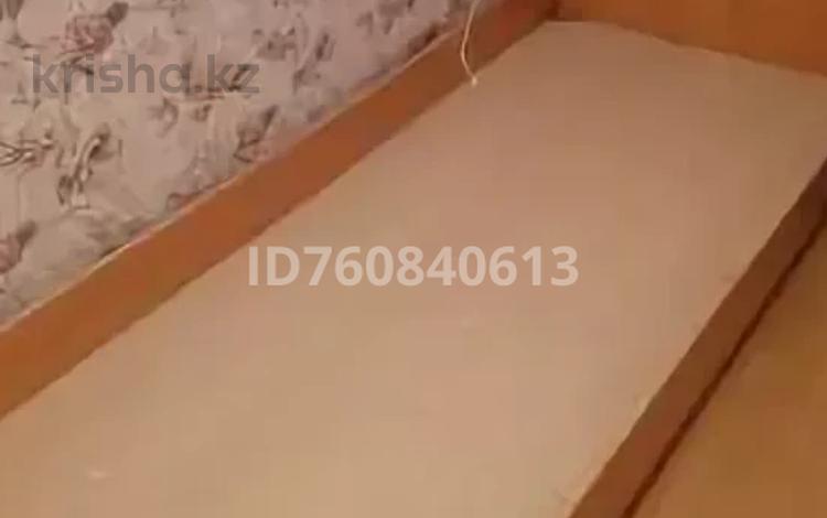 1 бөлме · 23 м² · 3 қабат, Потанина 18, бағасы: 140 000 ₸ в Усть-Каменогорске — фото 2