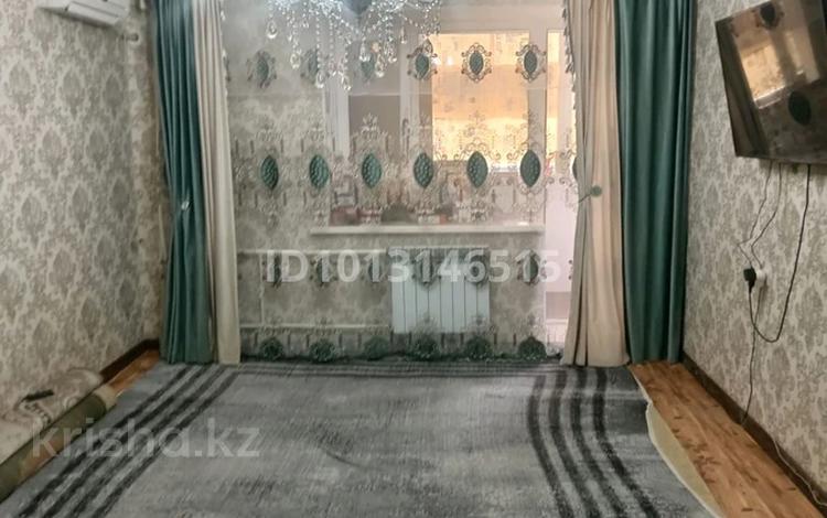 3-комнатная квартира · 64 м² · 4/5 этаж, мкр Шанхай 4/1 за 17 млн ₸ в Актобе — фото 2