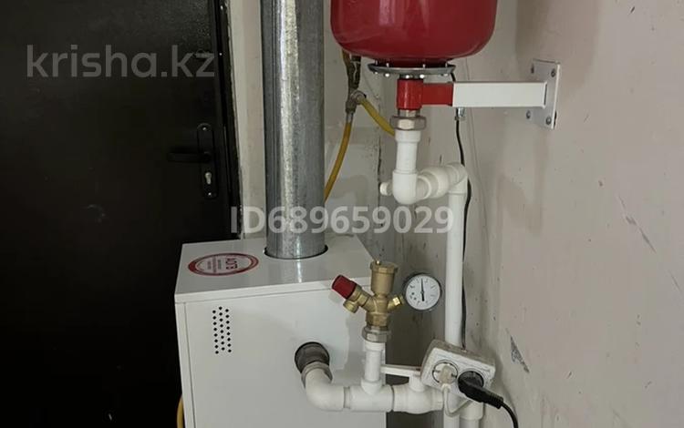 Отдельный дом · 1 комната · 35 м², мкр Оркен 6 за 55 000 〒 в Атырау — фото 7