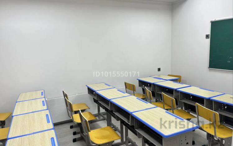 Кабинеттер және жұмыс орындары · 130 м², бағасы: 7 500 ₸ в Алматы, Ауэзовский р-н — фото 2