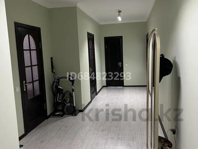 2-комнатная квартира · 85 м² · 4/5 этаж, Авангард 2 мкр 11б за 35 млн ₸ в Атырау, мкр Авангард-2