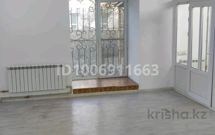 Офисы · 60 м² за 120 000 〒 в Таразе — фото 2