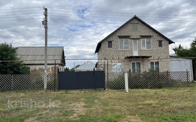Отдельный дом · 5 комнат · 120 м², мкр. Зачаганск пгт, Жалын 53 за 28 млн ₸ в Уральске — фото 2