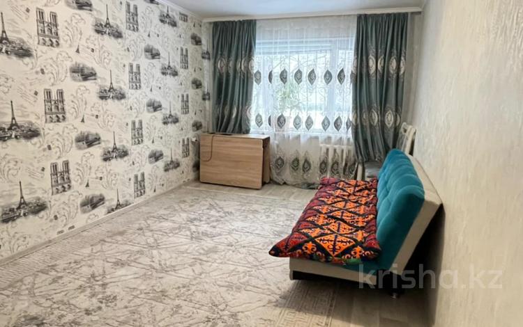 2-комнатная квартира · 45 м² · 1/4 этаж, мкр №2 15 за 26 млн ₸ в Алматы, Ауэзовский р-н — фото 2