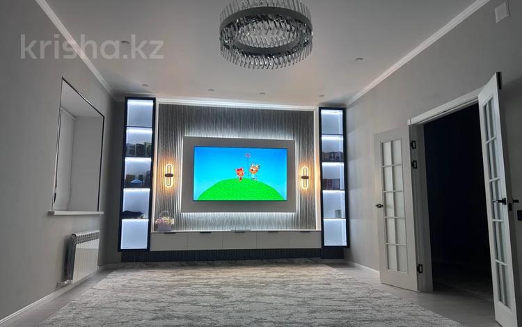 3-бөлмелі пәтер · 118 м² · 5/5 қабат, мкр. Алтын орда, бағасы: 43 млн ₸ в Актобе — фото 2