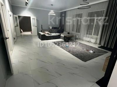 Отдельный дом · 6 комнат · 250 м² · 10 сот., Жобалама 1 за 30 млн 〒 в Шалкар