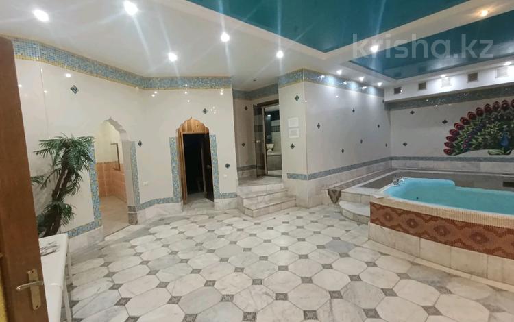 Бани, гостиницы и зоны отдыха · 170.2 м² за 300 000 ₸ в Караганде, Казыбек би р-н — фото 2