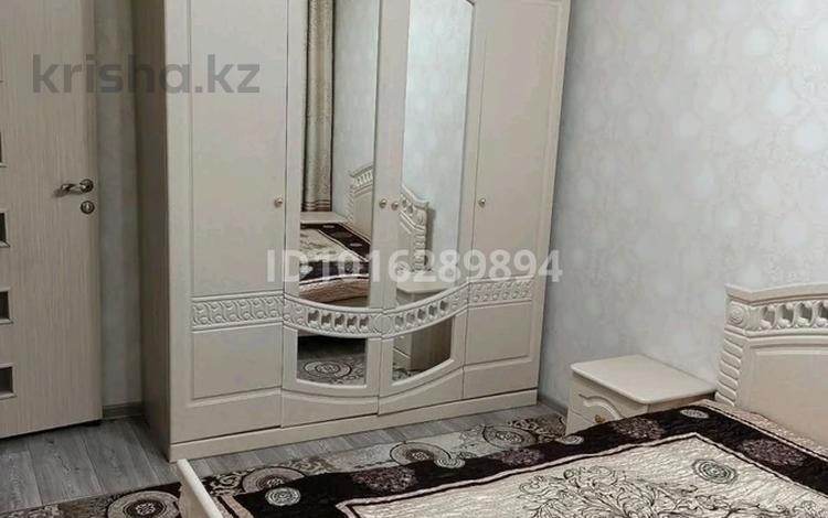 4-комнатная квартира · 82 м² · 9/16 этаж, Валиханова 157 за 300 000 ₸ в Семее — фото 2