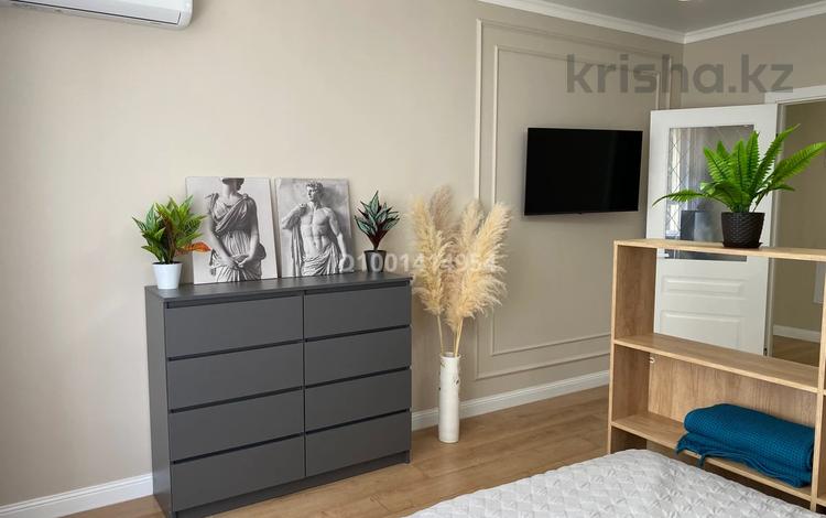 1-бөлмелі пәтер · 50 м² · 4 қабат, Егизбаева 3, 5 — Каныша Сатпаева, бағасы: 25 000 〒 в Алматы, Бостандыкский р-н — фото 14