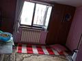 2-комнатная квартира · 35 м² · 4/4 этаж, мкр Уркер сексек ата 11 — Мектеп 69 поликлиника 12. садик остановка магазины за 7 млн 〒 в Астане, Нура р-н