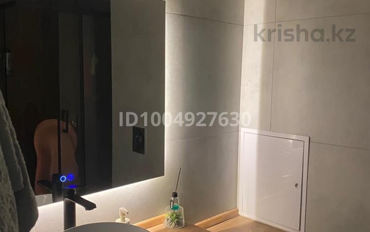 3-комнатная квартира · 70 м² · 5/5 этаж, Увалиева 13 за 45 млн ₸ в Усть-Каменогорске, Ульбинский — фото 2