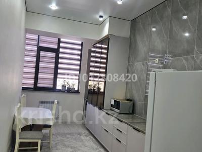 1-бөлмелі пәтер · 56 м² · 3/11 қабат, 16-й мкр 38, бағасы: 200 000 ₸ в Актау