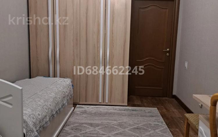 3-комнатная квартира · 100 м² · 1/11 этаж, мкр Новый Город, Лободы 29/2 за 55 млн 〒 в Караганде, Казыбек би р-н — фото 2