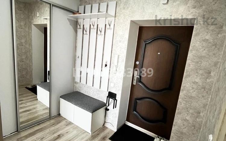 1-комнатная квартира · 50.9 м² · 7/10 этаж, Мкр. Береке 53 за 230 000 ₸ в Костанае — фото 2