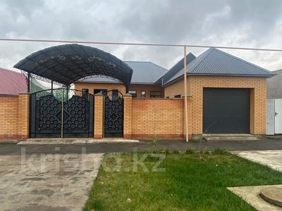 Отдельный дом · 3 комнаты · 144 м² · 5 сот., Чуйков за 68 млн 〒 в Уральске