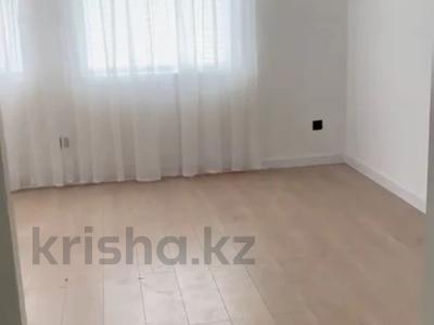 2-комнатная квартира · 50 м² · 5/5 этаж, жабаева за ~ 17.5 млн 〒 в Петропавловске