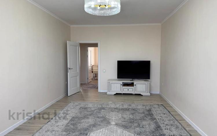 2-комнатная квартира · 70 м² · 8/10 этаж, мкр Акбулак за 29.5 млн ₸ в Алматы, Алатауский р-н — фото 4