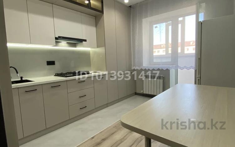 2-комнатная квартира · 65 м² · 2/5 этаж, мкр. Алтын орда, Мангілік ел за 220 000 ₸ в Актобе — фото 2