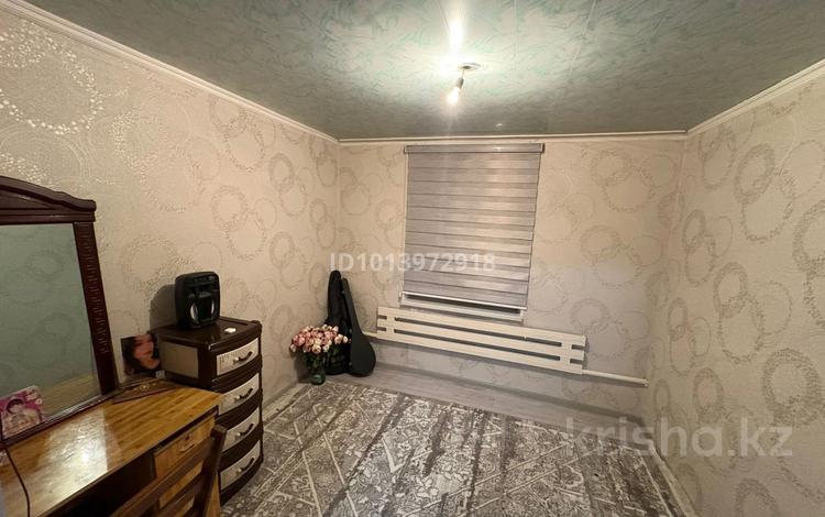 Часть дома · 4 комнаты · 100 м² · 10000 сот., Байжанов 116/1 — Жолдың асты за 15 млн ₸ в Туркестане — фото 2