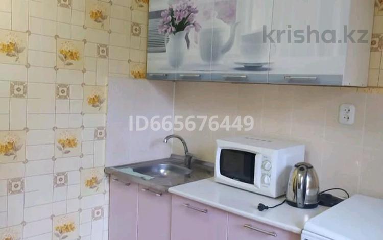 1-комнатная квартира · 55 м² · 2/5 этаж, 4-й микрорайон 38 — Абулхайрхана за 1 500 ₸ в Уральске — фото 6