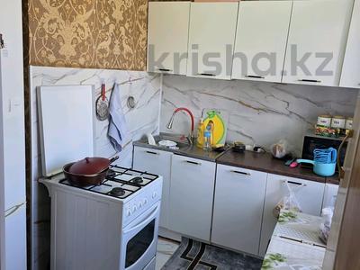 3-бөлмелі пәтер · 63 м² · 4/5 қабат, 4микр 25, бағасы: 200 000 ₸ в Конаеве