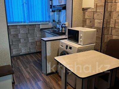 1-комнатная квартира · 30 м² · 2/5 этаж, 8 мкр 59 за 2 000 ₸ в Шымкенте