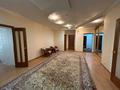 3-комнатная квартира, 123 м², 1/9 этаж помесячно, Абулхаир хана за 280 000 〒 в Актобе — фото 10