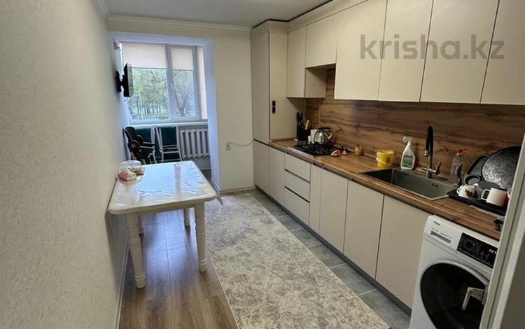 3-комнатная квартира · 72 м² · 2/10 этаж, мкр 5 5а — Молдагулова за 30 млн ₸ в Актобе — фото 2