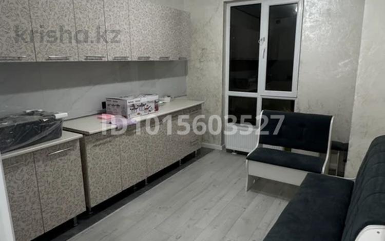 2-бөлмелі пәтер · 54 м² · 2/3 қабат, Жангозина 61Б, бағасы: 200 000 ₸ в Каскелене — фото 2