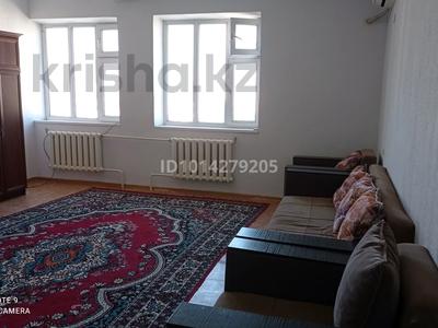 3-бөлмелі пәтер · 100 м² · 4/5 қабат, Нұрсәт ш/а 171, бағасы: 220 000 ₸ в Шымкенте, Каратауский р-н