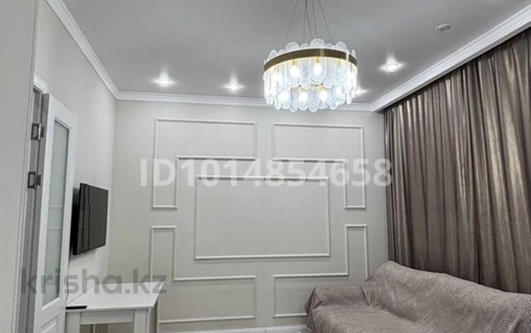 2-комнатная квартира · 48 м² · 3/12 этаж, Толе би 59 — ТРЦ Ханшатыр за 16 000 ₸ в Астане, Нура р-н — фото 4