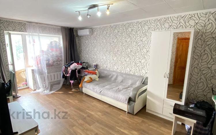 2-комнатная квартира · 47 м² · 4/5 этаж, Крылова 41 — Эту квартиру можно купить в ипотеку по ставке от 5,5% за 19 млн 〒 в Усть-Каменогорске — фото 12