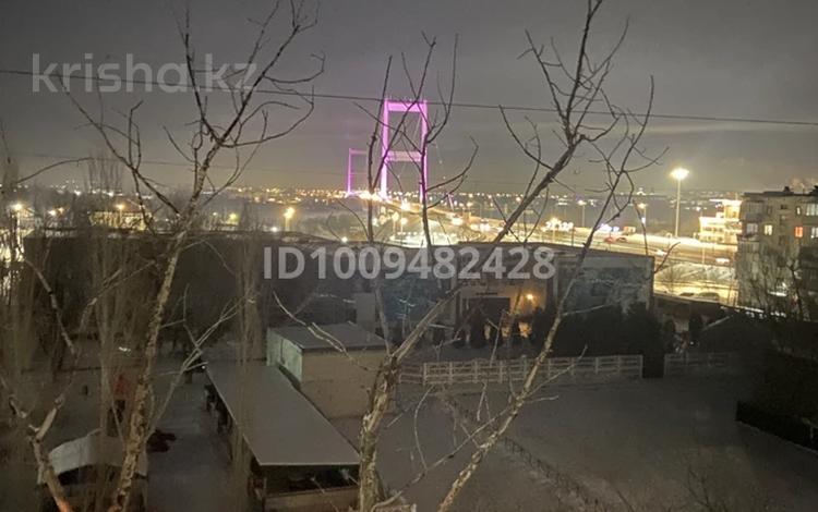 1-бөлмелі пәтер · 13 м² · 5/5 қабат, Ломоносова 26, бағасы: 4 млн ₸ в Семее — фото 2