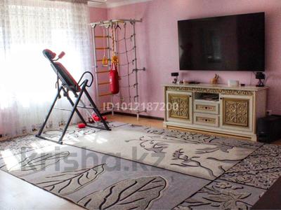 3-бөлмелі пәтер · 96 м² · 3/5 қабат, 3-й мкр 22, бағасы: 27 млн ₸ в Актау