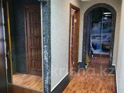 3-бөлмелі пәтер, 58 м², 4/5 қабат, Ауельбекова 166, бағасы: 15 млн 〒 в Кокшетау