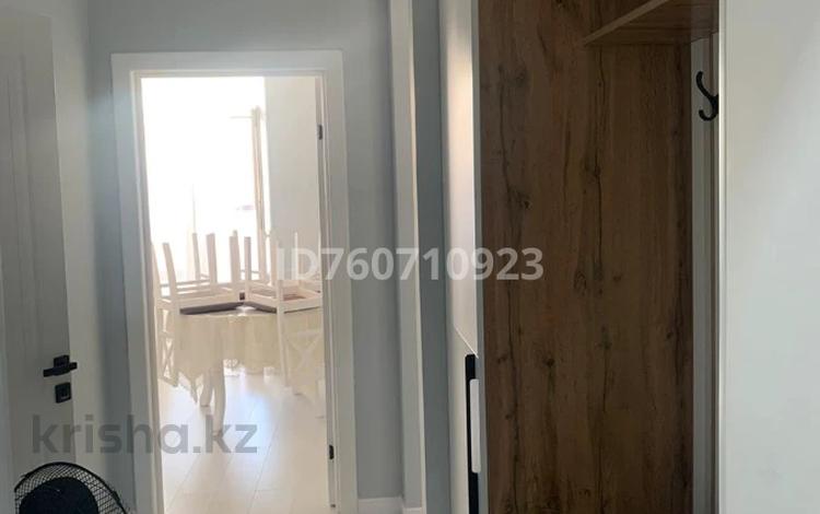 1-комнатная квартира · 41.8 м² · 10/12 этаж, Улы Дала за 270 000 ₸ в Астане, Есильский р-н — фото 2