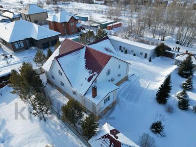 Отдельный дом · 8 комнат · 500 м² · 15 сот., Айтыкова 72 за 230 млн ₸ в Усть-Каменогорске