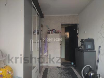 1-комнатная квартира · 10 м² · 4/5 этаж, мкр Тастак-2, богенбай батыра 272 — жарокова кирова за 10 млн 〒 в Алматы, Алмалинский р-н