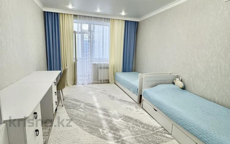 1-комнатная квартира · 24.3 м² · 9/12 этаж, Нажмиденова 15 за 17 млн ₸ в Астане, Сарайшык р-н — фото 2